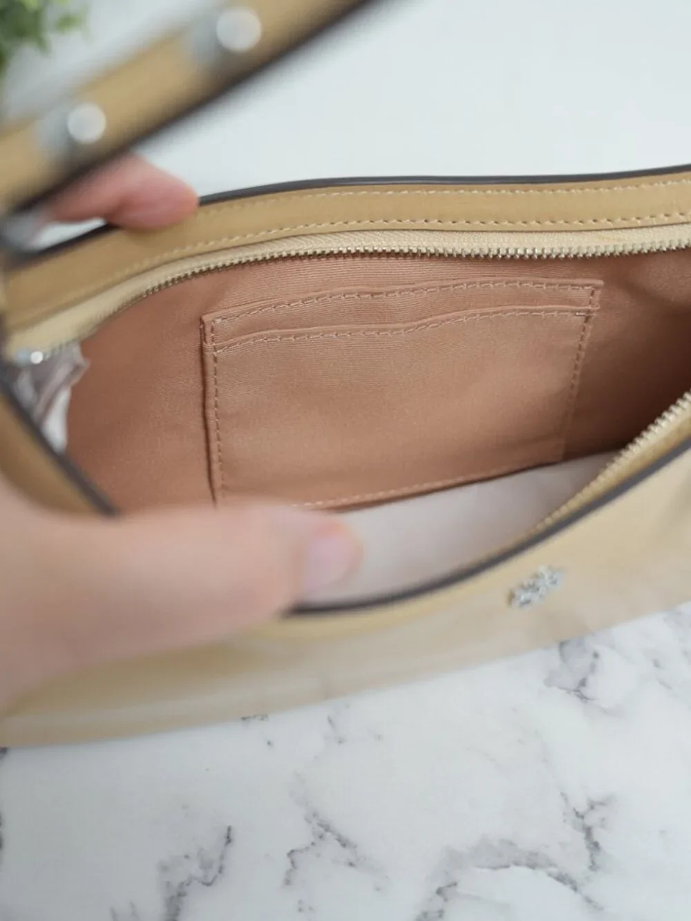 Tory Burch tory burch